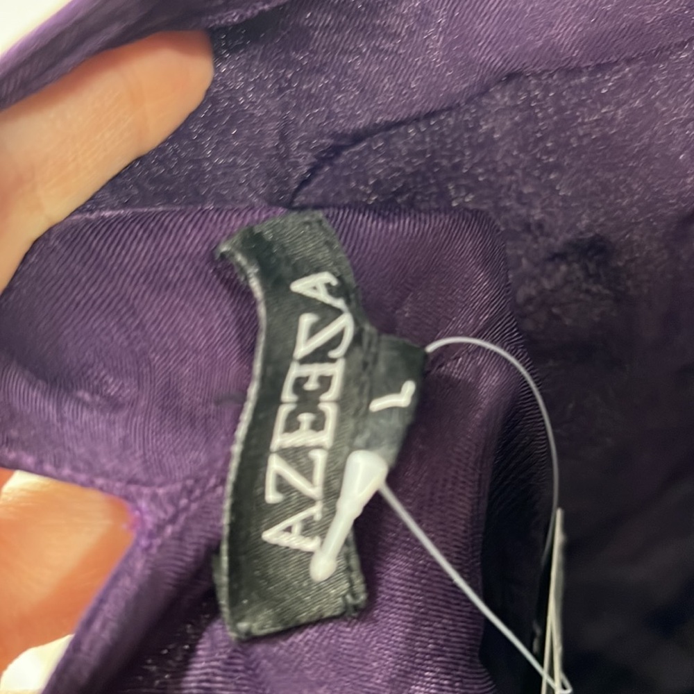 AZEEZA Sora Gown in Aubergine - Picture 11 of 12